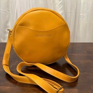Portland Large Circle Crossbody in Sunflower